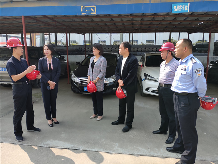 1604476299779778.jpg 更换关于我们-领导关怀-2016年11月21日武功县县长林梅等领导一行来我公司考察.jpg